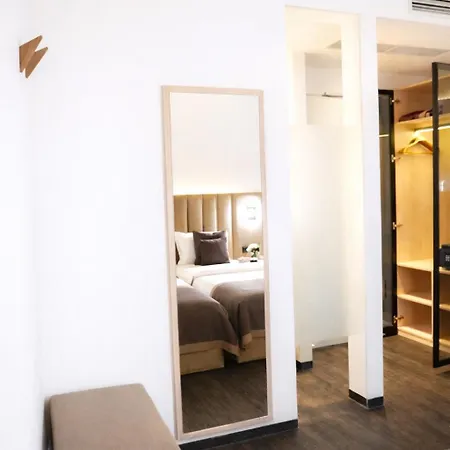 Bayer's Hotel 3*