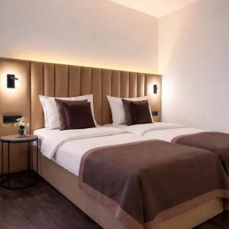 Bayer's Hotel
