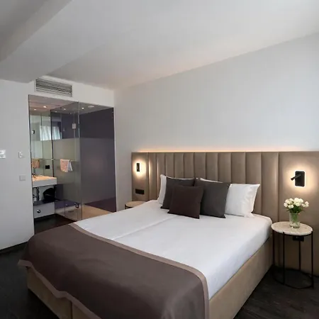 Bayer's Hotel Munich