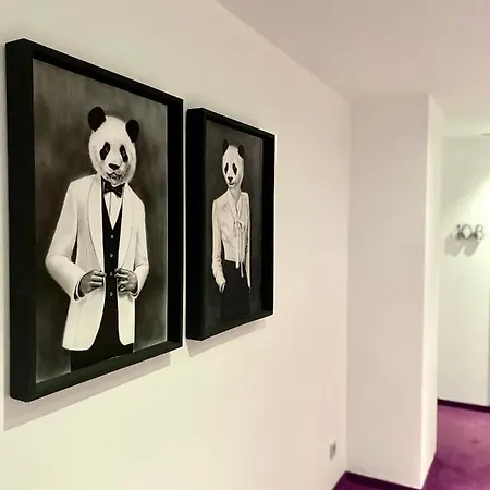 Bayer's Hotel
