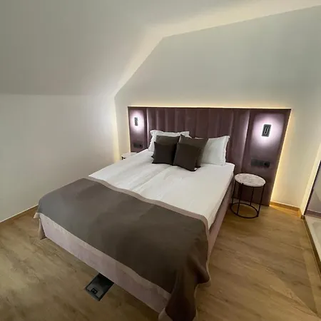 Bayer's Hotel 3*